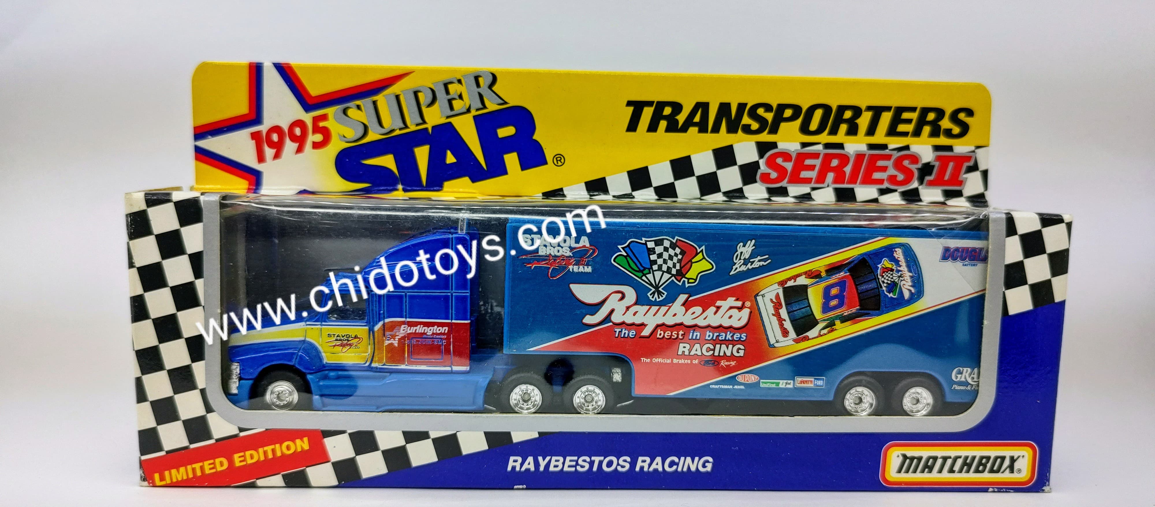 Trailer a escala marca Matchbox, Modelo Transporters Raybestos Racing - Chido Toys