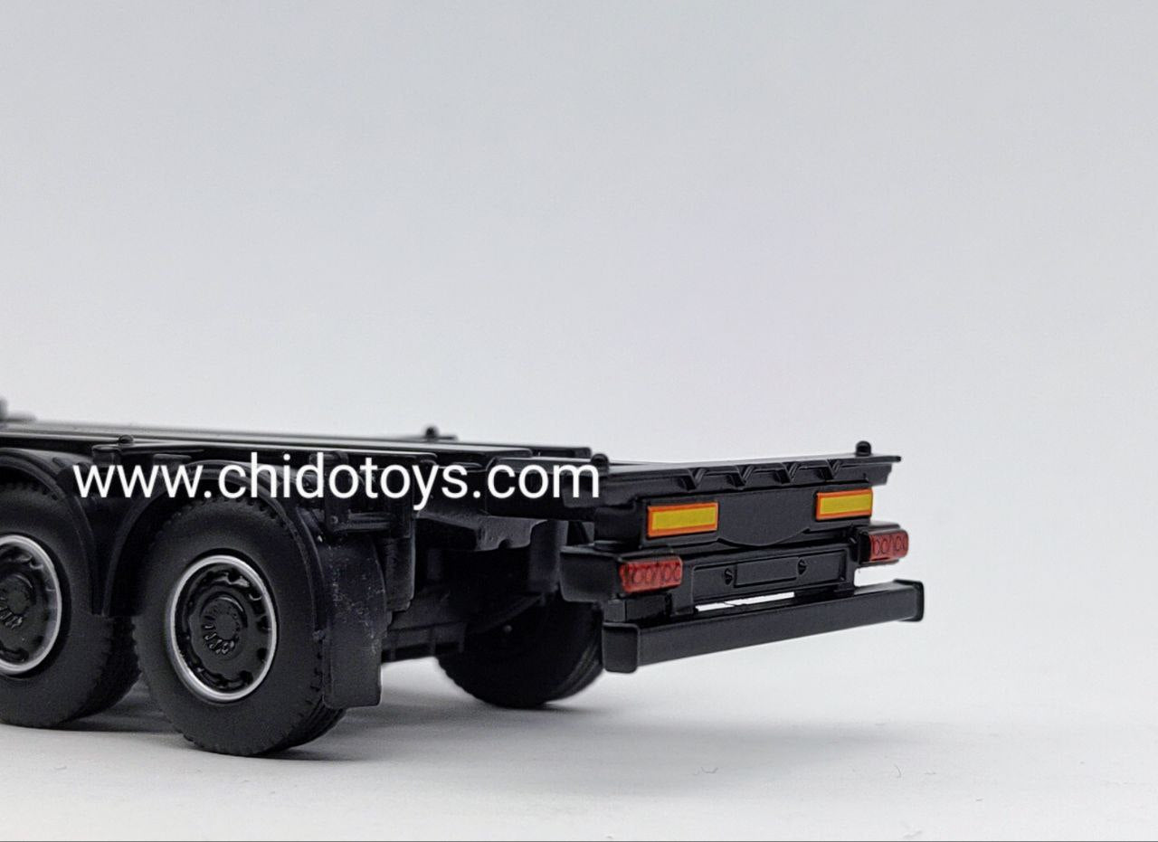 Trailer a escala marca Mini GT, Modelo Western Star 49X con contenedor refrigerado de 40′ Modelo "EVERGREEN" - Chido Toys