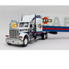 Flame Peterbilt 379 Aero Martini Racing 1:64 blanco, cabina metálica, llantas de goma y remolque con rampas funcionales.