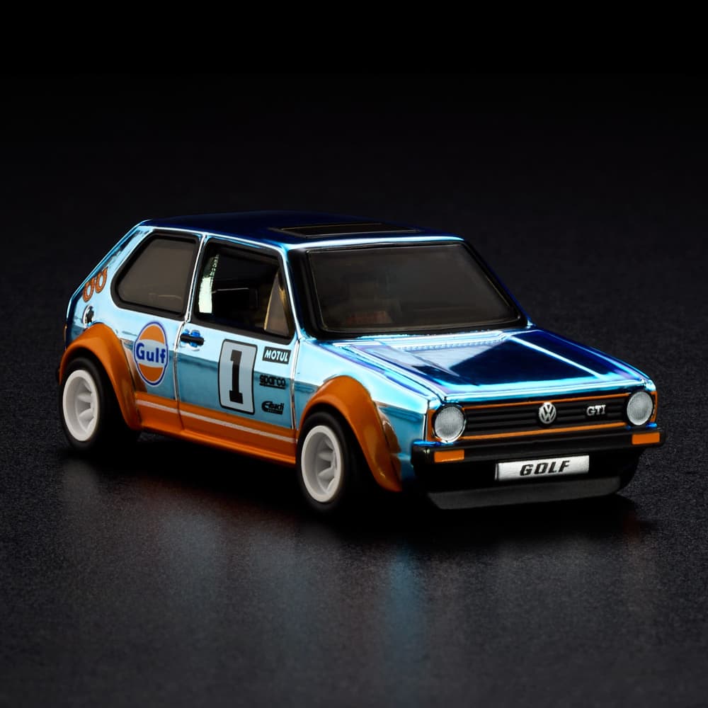 Hot Wheels RLC 1976 Volkswagen Golf MK1 GTI Gulf 1:64 con cofre abatible