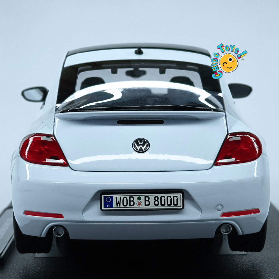 Welly Volkswagen New Beetle 2012 1:18 blanco - Chido Toys