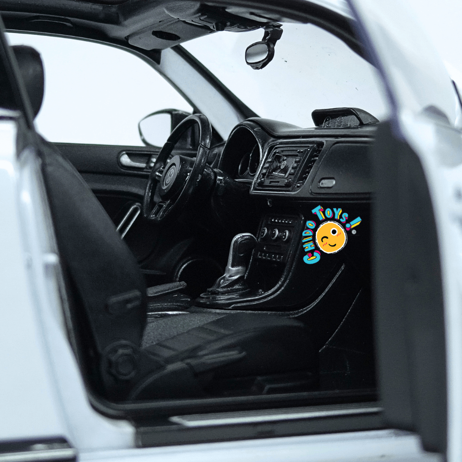 Welly Volkswagen New Beetle 2012 1:18 blanco - Chido Toys