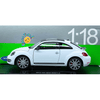 Welly Volkswagen New Beetle 2012 1:18 blanco - Chido Toys