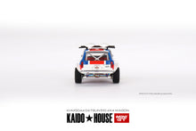 Cargar imagen en el visor de la galería, Auto a escala marca Mini GT &amp; Casa Kaido Datsun 510 Wagon 4×4 Kaido GT Surf Safari RS

