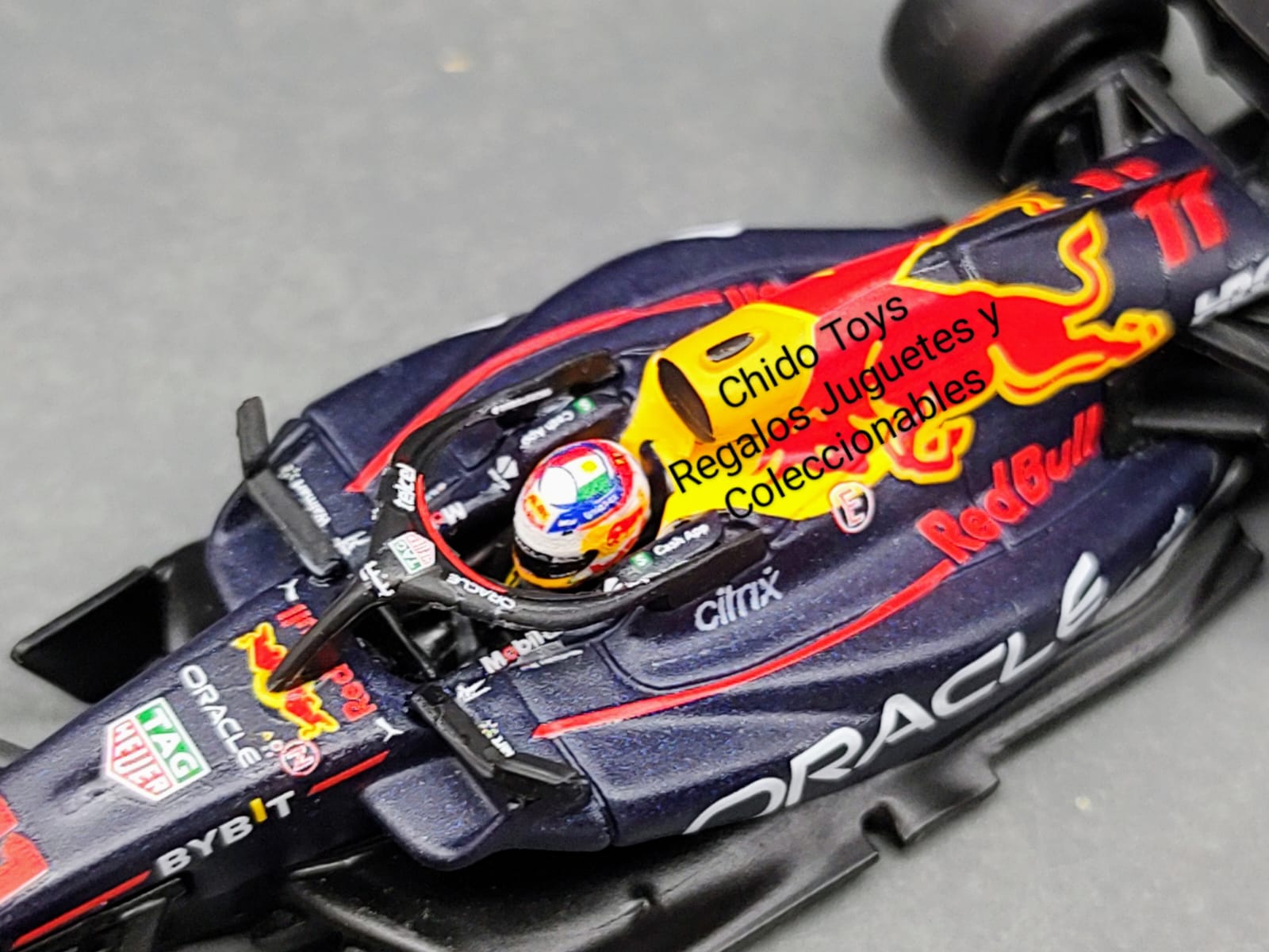 Sparky Oracle Red Bull Racing RB18 No.11 Checo Pérez 1:64 F1 2022