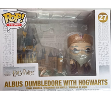 Cargar imagen en el visor de la galería, Figuras de vinyl, marca Funko, modelo Albus Dumbledore with Hogwarts, edad 3+
