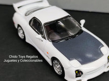 Cargar imagen en el visor de la galería, Auto a escala marca TARMAC, modelo Mazda RX-3S
