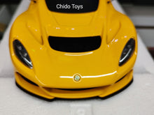 Cargar imagen en el visor de la galería, Auto a escala marca Autoart, modelo Lotus 3 Eleven, edad 14+, color amarillo

