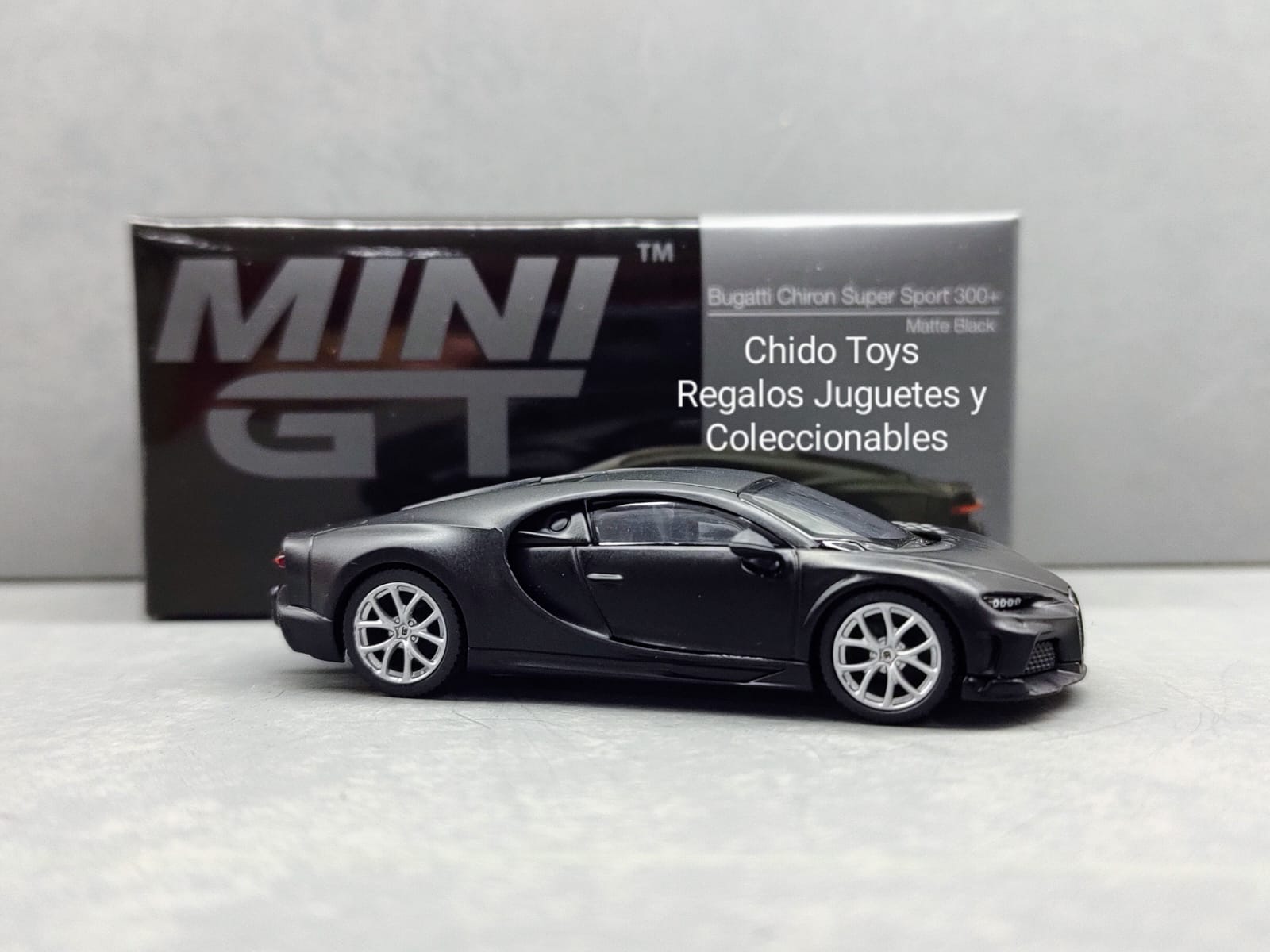 Mini GT 374 Bugatti Chiron Super Sport 300+ 1:64 negro mate - Chido Toys