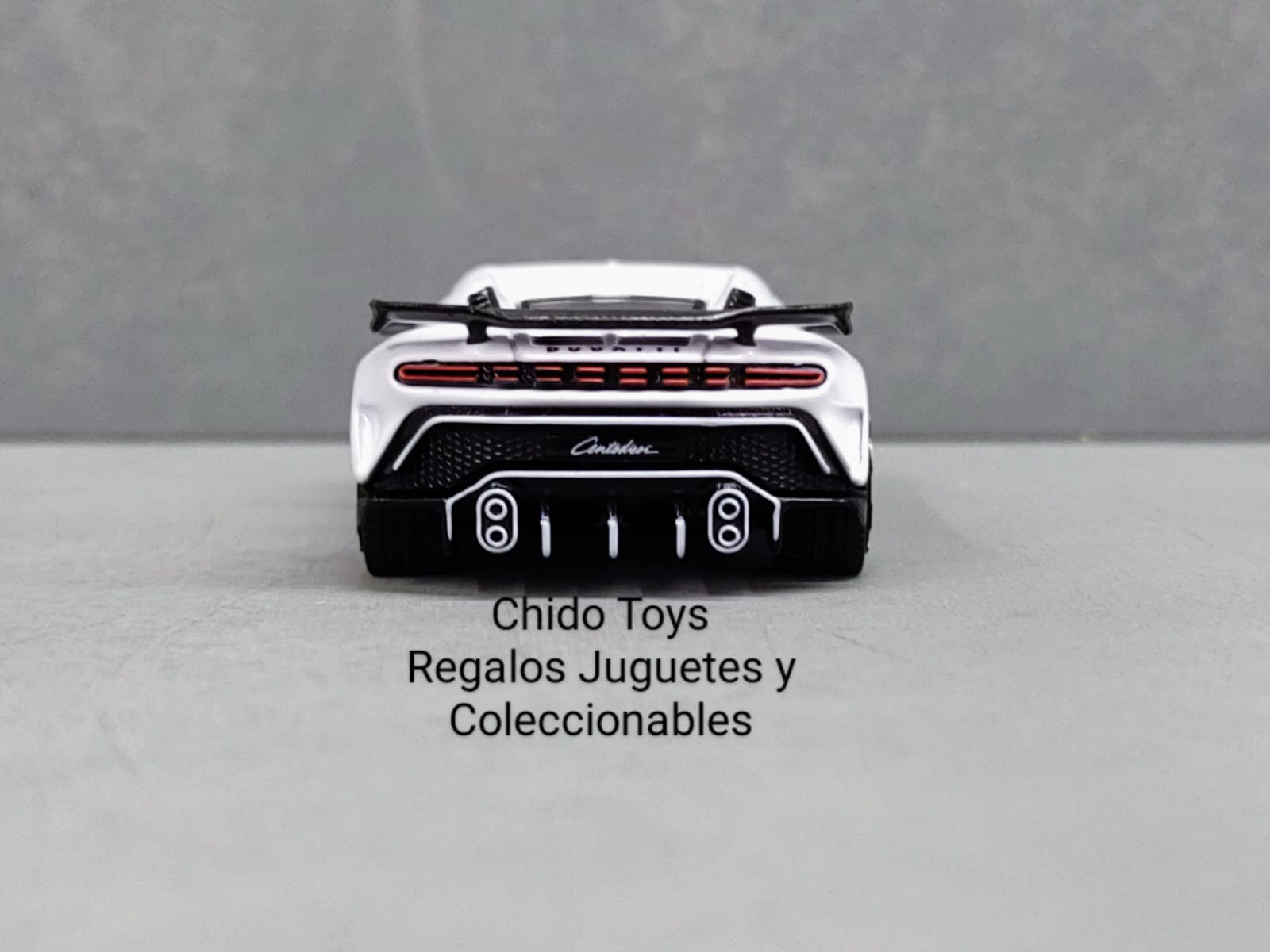 Mini GT Bugatti Centodieci MiJo 1:64 blanco edición limitada - Chido Toys