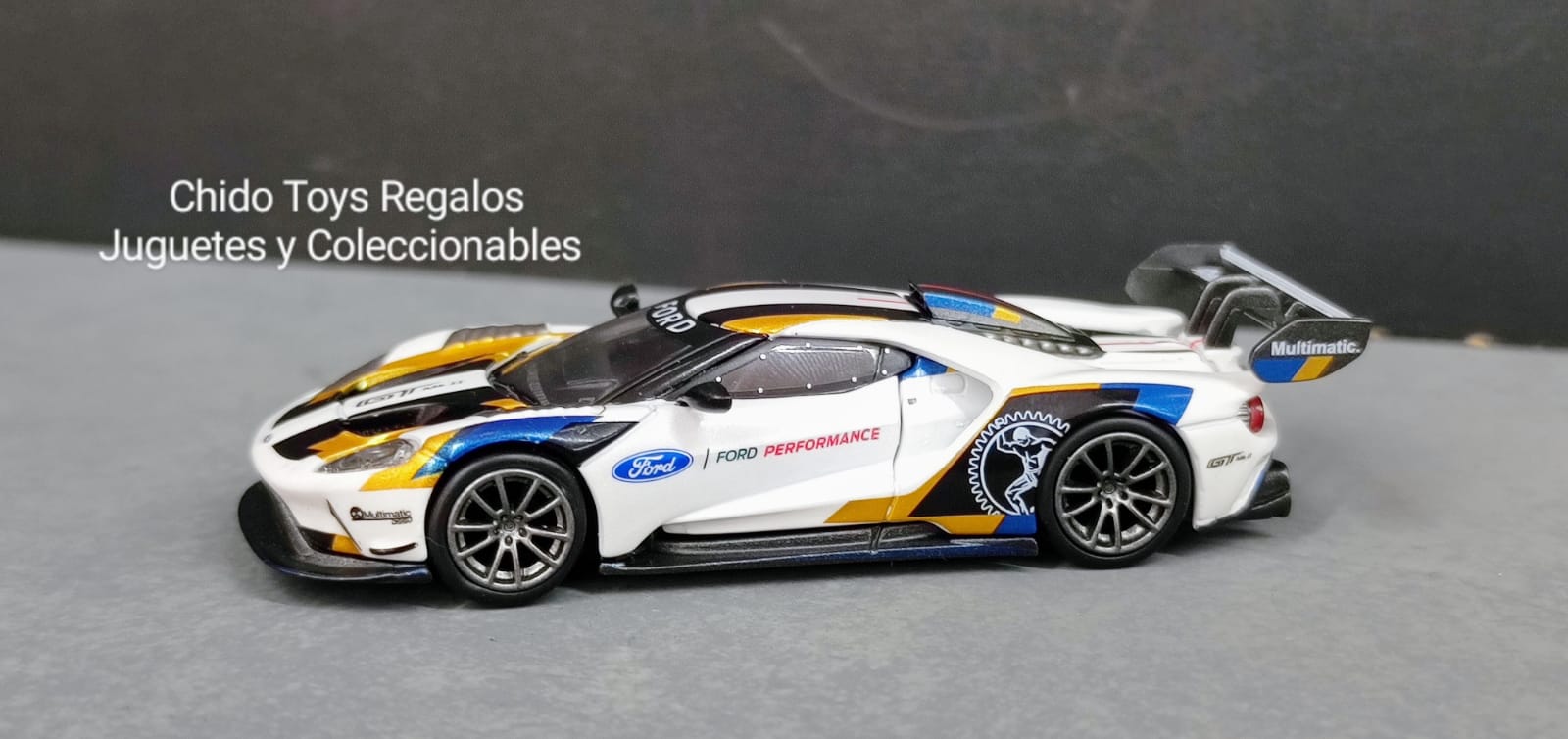 Mini GT Ford GT Mk II 1:64 MiJo exclusivo livery racing - Chido Toys