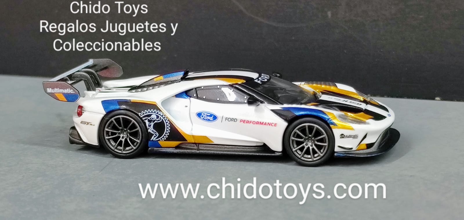 Mini GT Ford GT Mk II 1:64 MiJo exclusivo livery racing - Chido Toys