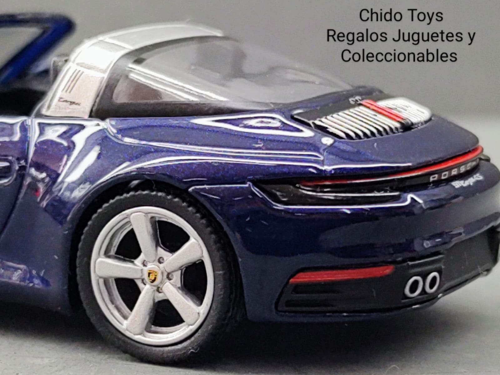 Mini GT Porsche 911 Targa 4S 1:64 Gentian Blue MiJo - Chido Toys