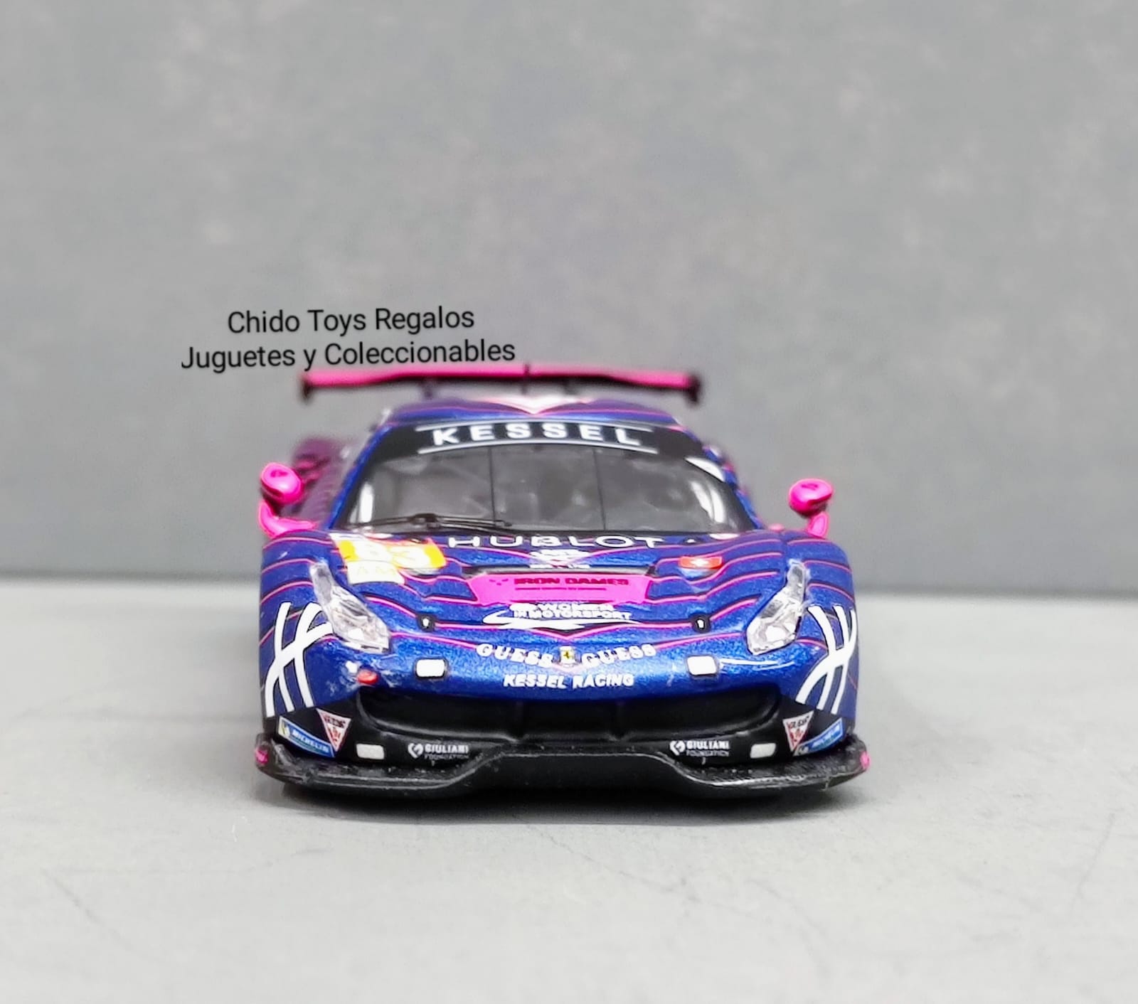 Tarmac Works Ferrari 488 GTE Le Mans 2019 1:64 livery Hublot - Chido Toys